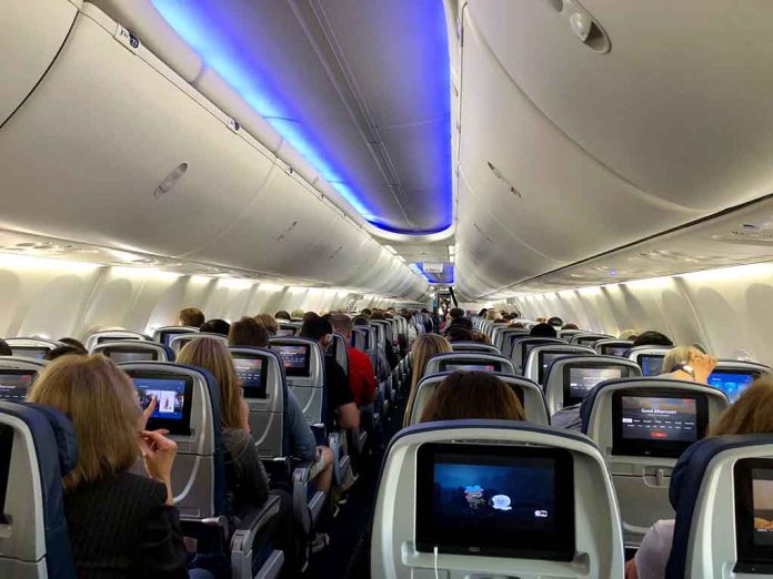 Woman's Bizarre Actions Disturb Passengers and Crew on Flight
