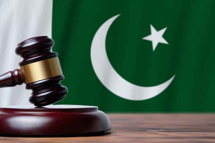 Man Reportedly Kills Top Lawyer in Pakistan