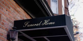 6 Hurt in Fight at Funeral Home