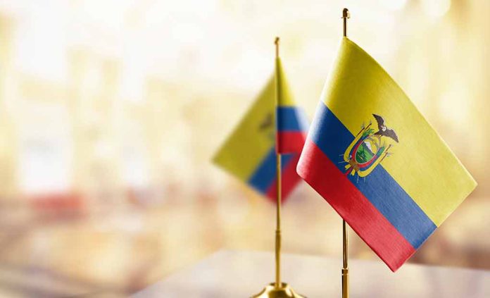 Venezuela Orders Embassy in Ecuador To Close