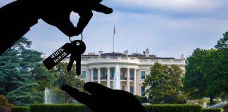 Exchange of Keys for the White House