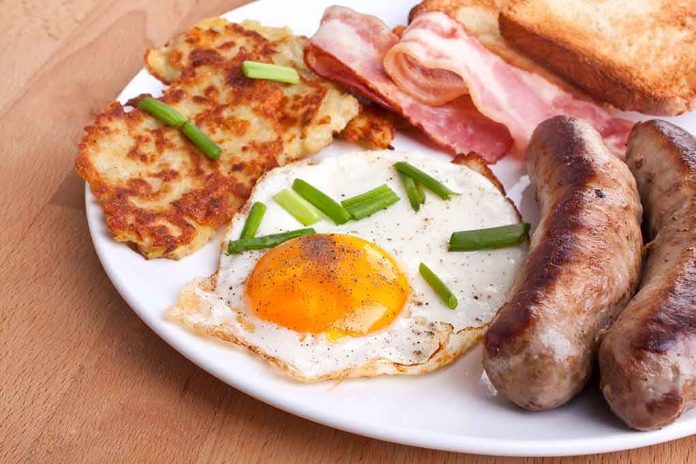 shutterstock_28053688.jpg breakfast
