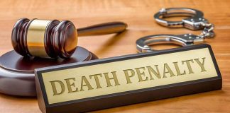 BREAKING — TV Star Condemned to DEATH! Gavel, handcuffs, and a nameplate reading death penalty on a wooden desk